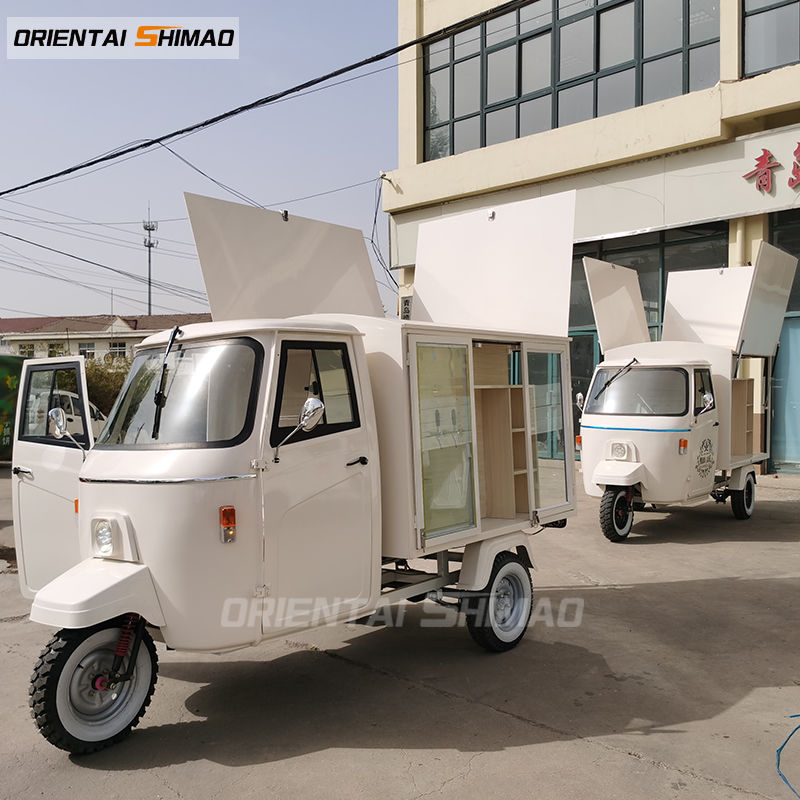 Tuk Tuk உணவு டிரக்